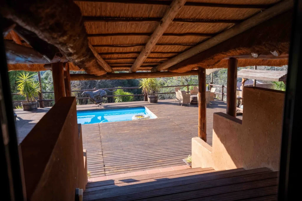 The cheetah lodge exterior